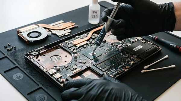 Termopastos Keitimas Nešiojamiems Kompiuteriams Stacionaraus Kompiuterio Termo Pastos Pakeitimas